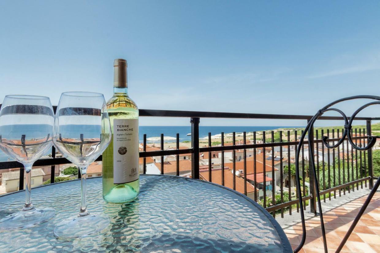 Mare Lughente Bed & Breakfast S'archittu Bagian luar foto